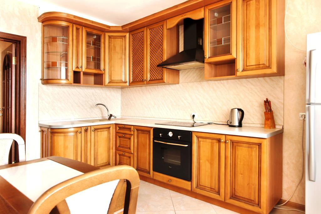 Apartment In Complex Korona On Knyazhyi Zaton 21 Kiev Quarto foto